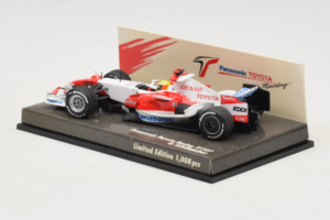 Toyota TF107 #11 R. Schumacher Panasonic Toyota Racing F1 2007 Minichamps 1:43 AM601286 Fém – 3. kép a 5-ből