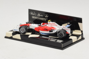 Toyota TF108 #11 T. Glock Panasonic Toyota Racing F1 2008 Minichamps 1:43 400080012 Fém – 3. kép a 5-ből