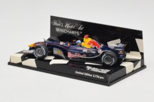 Red Bull Racing D. Coulthard Showcar 2005 Minichamps 1:43 400050084 Fém – 3. kép a 5-ből