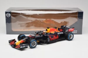 Red Bull Racing Honda RB16B #33 M. Verstappen Belgian GP Winner 2021 Minichamps 1:18 110211333 Gyanta – 7. kép a 7-ből