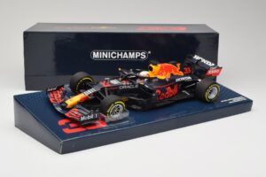 Red Bull Racing Honda RB16B #33 M. Verstappen Emilia Romagna GP 2021 Case Edition Minichamps 1:18 113210133 Gyanta – 7. kép a 7-ből