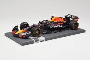 Oracle Red Bull Racing RB18 #33 M. Verstappen Mexican GP 2022 Minichamps 1:18 113222001 Gyanta – 2. kép a 7-ből