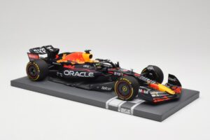 Oracle Red Bull Racing RB18 #33 M. Verstappen Mexican GP 2022 Minichamps 1:18 113222001 Gyanta – 4. kép a 7-ből