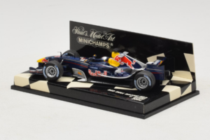 Red Bull RB2 Ferrari #14 C. Klien Red Bull Racing 2006 Minichamps 1:43 400060015 Fém – 3. kép a 5-ből