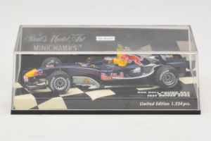 Red Bull Racing RB2 R. Doornbos Test Driver F1 2006 Minichamps 1:43 400060037 Fém – 5. kép a 5-ből