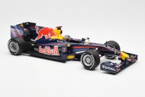 Red Bull Racing Renault RB5 #5 S. Vettel Showcar 2010 Minichamps 1:18 153100175 Fém – 4. kép a 6-ből