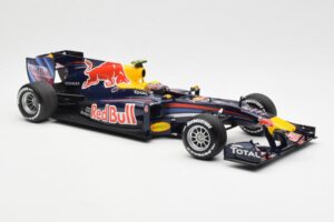 Red Bull Racing Renault RB6 #6 M. Webber F1 2010 Minichamps 1:18 110100006 Fém – 4. kép a 6-ből