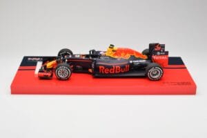 Red Bull RB12 #33 M. Verstappen Spain GP Winner 2016 Minichamps 1:18 147160533 Fém