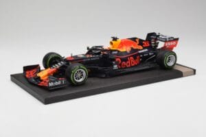 Red Bull RB15 #33 M. Verstappen German GP Winner Wet 2019 Minichamps 1:18 113191133 Fém – 2. kép a 7-ből