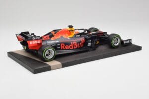 Red Bull RB15 #33 M. Verstappen German GP Winner Wet 2019 Minichamps 1:18 113191133 Fém – 3. kép a 7-ből