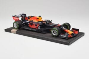 Red Bull RB15 #33 M. Verstappen German GP Winner Wet 2019 Minichamps 1:18 113191133 Fém – 4. kép a 7-ből
