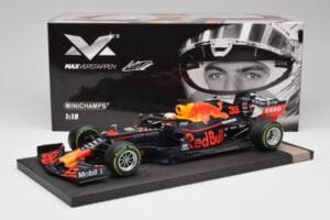 Red Bull RB15 #33 M. Verstappen German GP Winner Wet 2019 Minichamps 1:18 113191133 Fém – 6. kép a 7-ből