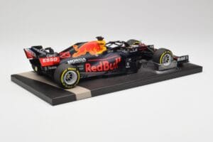 Red Bull RB16B #33 M. Verstappen France GP Winner 2021 Minichamps 1:18 113210833 Fém – 3. kép a 7-ből