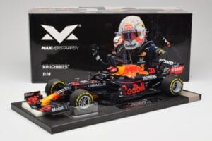 Red Bull RB16B #33 M. Verstappen France GP Winner 2021 Minichamps 1:18 113210833 Fém – 6. kép a 7-ből