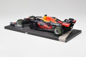 Red Bull RB16B #33 M. Verstappen Emilia Romagna GP Winner 2021 Minichamps 1:18 113210233T Fém – 5. kép a 6-ből