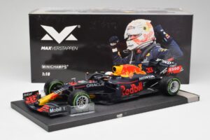 Red Bull RB16B #33 M. Verstappen Emilia Romagna GP Winner 2021 Minichamps 1:18 113210233T Fém – 6. kép a 6-ből