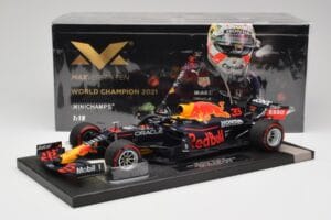 Red Bull RB16B #33 M. Verstappen Abu Dhabi GP 2021 Winner Missing Figurine & Pitboard Minichamps 1:18 113212333 Gyanta – 7. kép a 7-ből