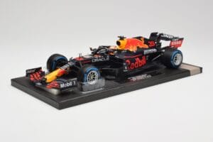 Red Bull RB16B #33 M. Verstappen Belgian GP 2021 Winner Minichamps 1:18 113211333 Gyanta – 2. kép a 7-ből