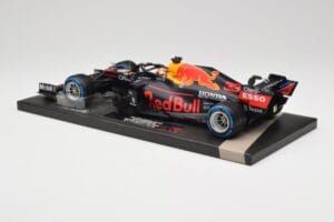 Red Bull RB16B #33 M. Verstappen Belgian GP 2021 Winner Minichamps 1:18 113211333 Gyanta – 5. kép a 7-ből