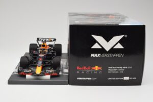 Red Bull RB18 #1 M. Verstappen Miami GP 2022 Winner Minichamps 1:18 113220301 Gyanta – 6. kép a 7-ből