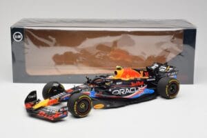 Red Bull RB19 #1 M. Verstappen Austin GP Winner 2023 Minichamps 1:18 110231901 Fém – 6. kép a 6-ből
