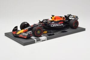 Red Bull RB19 Oracle #1 M. Verstappen Australian GP 2023 Winner Minichamps 1:18 113230301 Gyanta – 2. kép a 7-ből