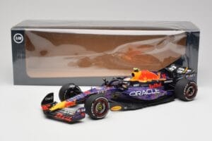 Red Bull RB19 #11 S. Perez Las Vegas GP 3rd 2023 Minichamps 1:18 110232211 Fém – 6. kép a 6-ből