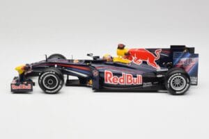 Red Bull RB3 #2 M. Webber F1 2007 Minichamps 1:18 110110272 Fém – 3. kép a 6-ből