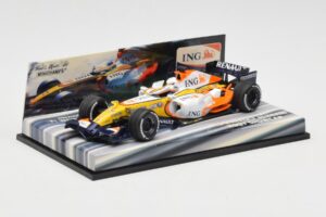 Renault R27 G. Fisichella / H. Kovalainen Showcar 2007 Minichamps 1:43 403070172 Fém – 2. kép a 5-ből