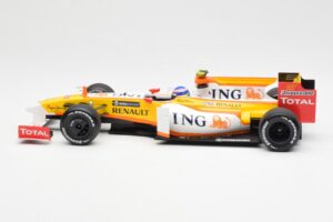 Renault F1 Team R29 #10 R. Grosjean F1 2009 Minichamps 1:18 150090108 Fém – 3. kép a 6-ből