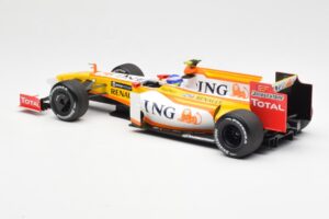 Renault F1 Team R29 #10 R. Grosjean F1 2009 Minichamps 1:18 150090108 Fém – 5. kép a 6-ből