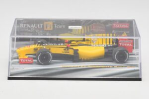Renault R30 #11 R. Kubica Race Car 2010 Minichamps 1:43 403100081 Fém – 4. kép a 6-ből