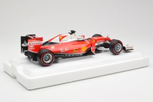 Scuderia Ferrari SF16-H #5 S. Vettel Italian GP 2016 BBR 1:18 BBR181625 Fém – 2. kép a 7-ből