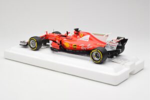 Scuderia Ferrari SF70H #5 S. Vettel Winner Australian GP 2017 End of Race BBR 1:18 BBR181705-E Fém – 5. kép a 7-ből