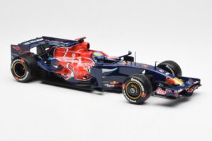 Scuderia Toro Rosso STR3 #11 S. Bourdais F1 2008 Minichamps 1:18 150080014 Fém – 4. kép a 6-ből