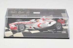Super Aguri SA05 #23 Y. Ide F1 2006 Minichamps 1:43 400060023 Fém – 5. kép a 5-ből