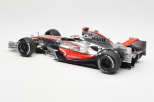 McLaren MP4-22 Mercedes #1 F. Alonso Showcar 2007 Minichamps 1:18 533071871 Fém – 5. kép a 6-ből