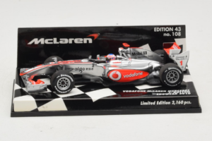 Vodafone McLaren Mercedes MP4-25 J. Button F1 Showcar 2010 Minichamps 1:43 530104371 Fém
