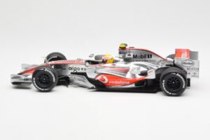 McLaren MP4-22 Mercedes #2 L. Hamilton 2007 Dealer Edition Minichamps 1:18 530071802 Fém – 3. kép a 6-ből
