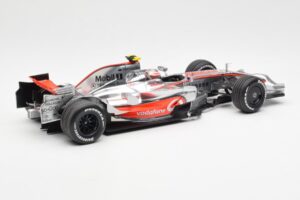 McLaren MP4-23 Mercedes #23 H. Kovalainen 2008 Minichamps 1:18 530081823 Fém – 2. kép a 6-ből