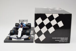 Williams FW43B Mercedes #63 G. Russell Belgian GP 2021 Minichamps 1:18 117211363 Gyanta – 6. kép a 7-ből