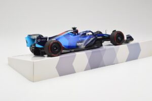Williams FW44 Mercedes #23 A. Albon Bahrain GP 2022 Case Edition Minichamps 1:18 147220123 Gyanta – 3. kép a 7-ből
