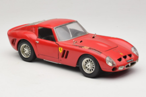 Ferrari 250 GTO Piros Bburago 1:18 B003 Fém – 6. kép a 8-ből