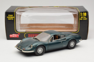 Ferrari 246 GT Dino Zöld Anson 1:18 30359 Fém – 8. kép a 8-ből