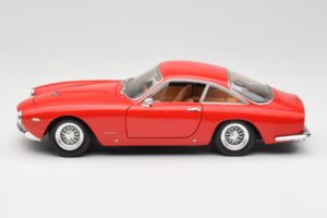 Ferrari 250 GT Berlinetta SWB Piros Hot Wheels 1:18 B6053 Fém – 4. kép a 8-ből