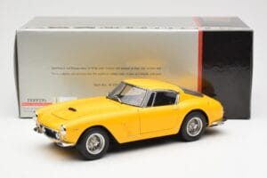 Ferrari 250 GT SWB Sárga CMC 1:18 M-054 Fém – 6. kép a 6-ből