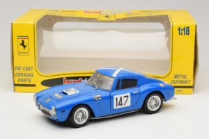 Ferrari 250 GT Berlinette #147 Kék Jouef Evolution 1:18 3023 Fém – 8. kép a 8-ből