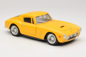 Ferrari 250 GT Berlinetta Sárga Jouef Evolution 1:18 301200 Fém – 6. kép a 8-ből