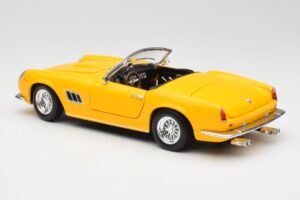Ferrari 250 GT California Spider Sárga Hot Wheels 1:18 23905 Fém – 7. kép a 8-ből