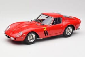 Ferrari 250 GTO London Show Piros CMC 1:18 M-256 Fém